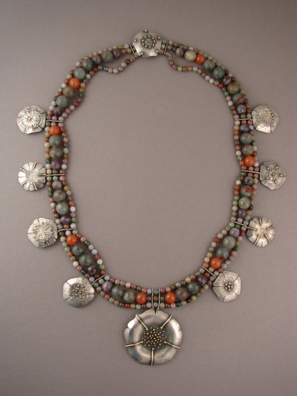 flower_necklace